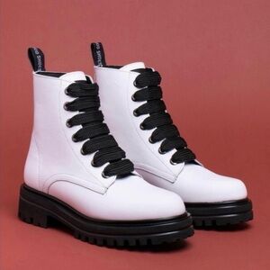 Brand new shoes.Genuine leather.Super comfortable! 37 size